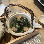 和食料理人＆挽肉製作所 - 鶏出汁スープ、こんな感じで具沢山♪