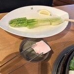 ニドムジンギスカン - 