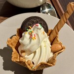 Crossroads Kitchen - 