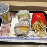 マクドナルド - 料理写真:エッグチーズバーガーセット560円+マックチキン190円
