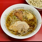 ラーメン二郎 - 小ラーメン 豚2枚・つけ麺変更・ニンニク・アブラ・一味唐辛子