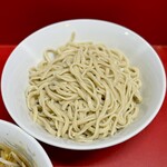 ラーメン二郎 - 小ラーメン 豚2枚・つけ麺変更・ニンニク・アブラ・一味唐辛子