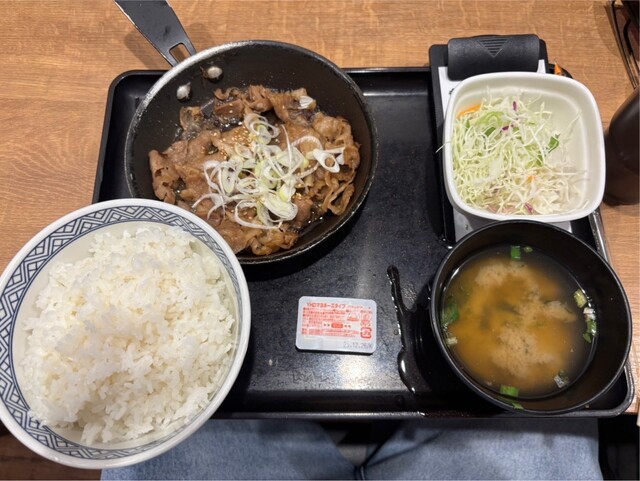 YOSHINOYA Shinjuku yasukunidoori ten - Shinjuku Nishiguchi/Gyu-don