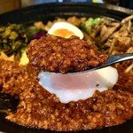 SPICY CURRY 魯珈 - 