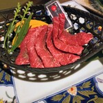 くつろぎの個室焼肉 和牛の里 - ウワミスジ