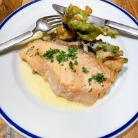 Bistro Buzz 赤坂 - 