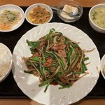 一味玲玲 - レバニラ定食