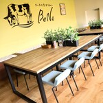 チーズと生はちみつの専門店 BeNe - 【小上がり席】のびのびお過ごしいただける小上がり席。各種行事あとのお食事会などにも◎！１０様程度から１６名様までの貸し切りもＯＫ！お気軽いお問い合わせください。