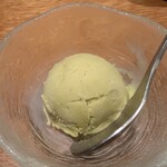 熊の焼鳥106 - ピスタチオのアイス