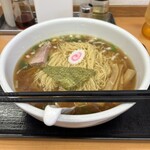 らーめんどんぐり - らーめん中、950円。