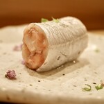 鮨 やすみつ - 太刀魚 中に梅と紫蘇