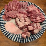 炭火焼ジンギスカン 万蔵 - 