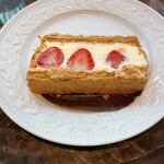 AUX BACCHANALES 札幌 - 今じゃ食べれない、マキシム・ド・パリのナポレオンパイが恋しくなった。