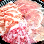 SANDWICH MOMENT - 生ハム4種盛り合わせ