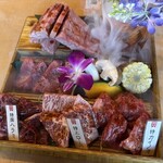 炭火焼肉 ひびの亭 - 