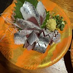 立呑み魚参 - イワシ、本格的