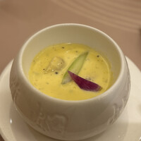 天厨菜館 - 海老と帆立のかぼちゃ煮込み