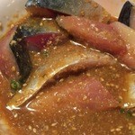 博多魚がし - ひたひたにタレをかけよう