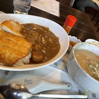 カフェドマデル_2