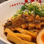汁無麺専門店 赤秋 - 油そばトッピング背脂マシ
