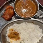 アジアンダイニング＆バー タンドリーキッチン メラ - 