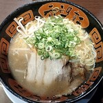 希望軒 - 料理写真:とんこつラーメン