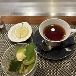 鉄板焼 但馬 - デザートは甘すぎなくて嬉しい