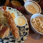厚切りとんかつ・牛かつ よし平 - 料理写真: