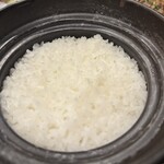 土鍋炊きごはん あさひ - 土鍋で炊いた白ごはん