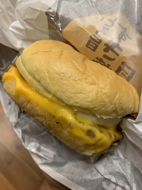 マクドナルド 公式】マクドナルド 伏見新堀川通り店(京都府京都市) デリバリークルー