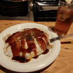 よっくん家 - 広島焼きと烏龍茶セット（780円）