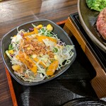 とろけるハンバーグ福よし - サラダ