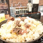 とろけるハンバーグ福よし - ハンバーグの肉汁脂＋ライス(お代わり)＋ガーリックソルト