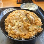 中村屋 - カツ丼。