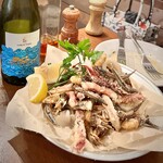 トラットリア・築地パラディーゾ - 季節の魚介類のフリット3種盛り合わせ