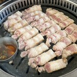 熟成肉専門店 ヨプの王豚塩焼 新大久保本店 - 