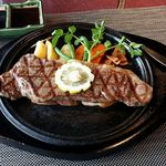 名産松阪肉料理 肉の松阪 - ロースステーキ