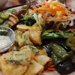 モダナークファームカフェ - 