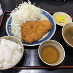 三州屋 - とんかつ定食1200円