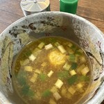 ラーメン イッケン - 鶏団子入りの鶏脂たっぷりの醤油ダレが旨い！