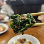 ジンギスカン羊はち - ほうれん草のバターソテー風な味わいに！