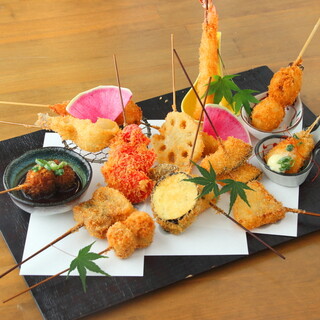 1本から注文OK！サクッと軽い衣が自慢の串揚げ