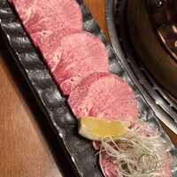 松阪牛炭火焼肉 東海亭 - 