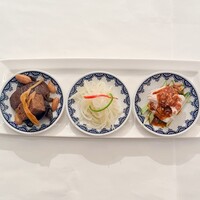 銀座ブルーリリー ステーキ＆チャイニーズレストラン - 