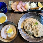 麺屋 みつば クローバー本店 - 