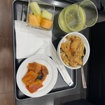 Honolulu International Airport JAL Sakura Lounge - 