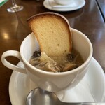 トラットリア シェ ラパン - 