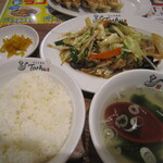 れんげ食堂 Toshu - 肉野菜炒め定食
