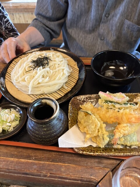 手打うどん鶴 - 余目（うどん）