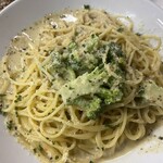 裏ヒロヤ - 蟹とブロッコリーのかにみそクリーム(パスタ)